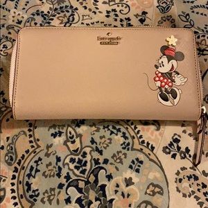 Kate Spade Minnie Mouse wallet